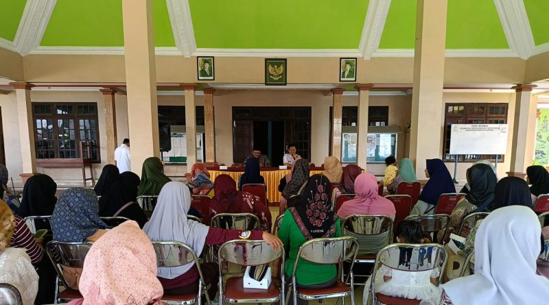 Gerakan Makan Telur dan Minum Susu, Dinas Peternakan di Desa Ngunggahan Tulungagung