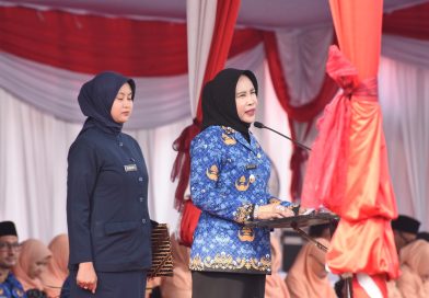 Wabup Sidoarjo Pimpin Upacara Bendera HUT Korpri