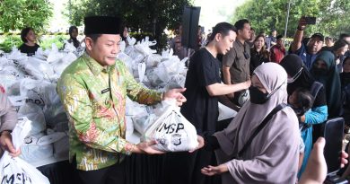 Forkopimda Sidoarjo Bersama Yayasan Mawar Sharon Peduli Gelar Bakti Sosial