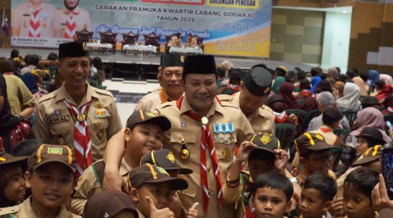 Lantik Pramuka Garuda 2025, Bupati Sidoarjo Dorong Generasi Berkarakter
