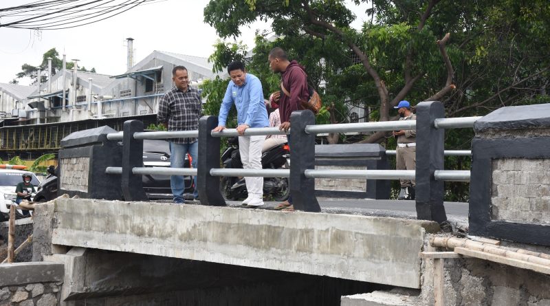 Bupati Sidoarjo Pastikan Jembatan Banjarsari Aman dan Nyaman Dilewati Bupati Sidoarjo Pastikan Jembatan Banjarsari Aman dan Nyaman Dilewati