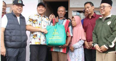 Bupati Sidoarjo Sidak RTLH di Sedati, Rumah Warga Akan Segera Diperbaiki