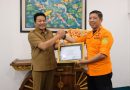 Pemkab Sidoarjo Terima Penghargaan Atas Dukungan pada Operasi SAR Bangunan Runtuh di Ponpes Al-Khoziny Kab.Sidoarjo