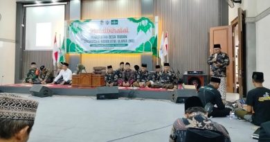 Perkuat Sinergitas Pasca Lebaran, Pemdes Tiudan Halalbihalal Lintas Agama dan Perguruan Silat Perkuat Sinergitas Pasca Lebaran, Pemdes Tiudan Halalbihalal Lintas Agama dan Perguruan Silat