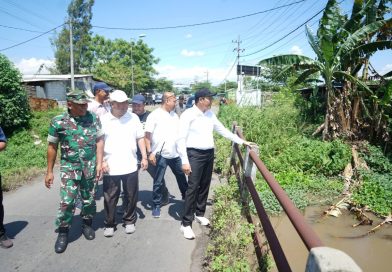 Bupati Sidoarjo Sidak Jembatan Tarik yang Kondisinya Memprihatinkan