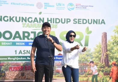 Bupati dan Wakil Bupati Sidoarjo Kompak Tanam Pohon