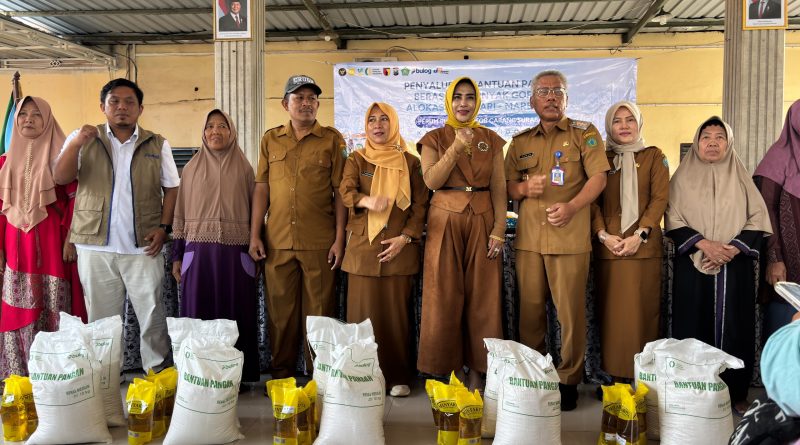 Wabup Sidoarjo Salurkan Bantuan Pangan Untuk 1.600 KPM di Kecamatan Wonoayu