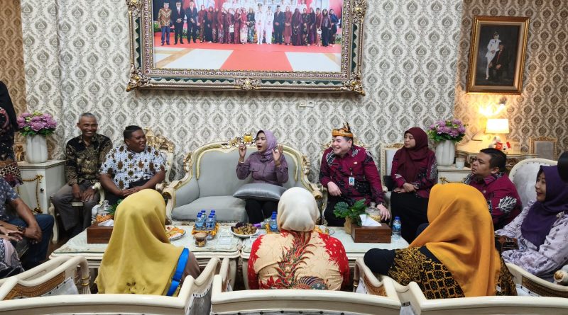 Wakil Bupati Sidoarjo Terima Audiensi Paguyuban Sentra Kuliner Gajah Mada, Siapkan Tata Ulang untuk Tingkatkan Kunjungan