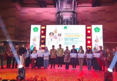 Bupati H.Subandi Launching 4.000 Beasiswa Pendidikan Tahun 2026, Perkuat Investasi SDM Kabupaten Sidoarjo