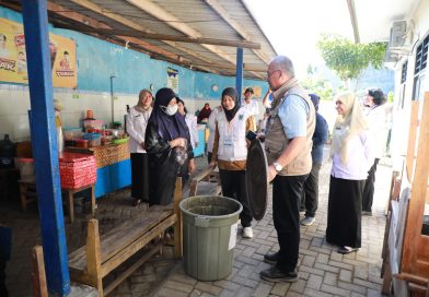 Pemkab Sidoarjo Ajak Warga Terapkan Hidup Bersih dan Sehat Pemkab Sidoarjo Ajak Warga Terapkan Hidup Bersih dan Sehat