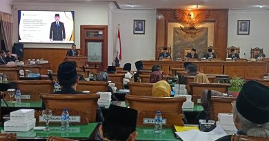Rapat Paripurna Pelaksanaan APBD Tahun Anggaran 2025, Sisa Anggaran Digunakan di Anggaran 2026 Rapat Paripurna Pelaksanaan APBD Tahun Anggaran 2025, Sisa Anggaran Digunakan di Anggaran 2026