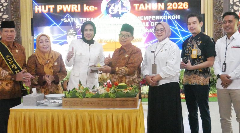 Hadiri HUT ke 64 PWRI, Wabup Mimik Ajak Terus Berkontribusi untuk Sidoarjo