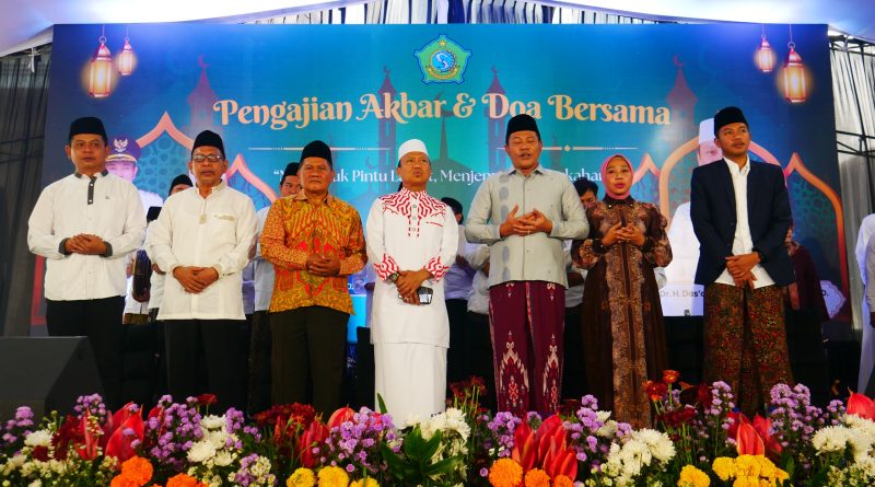 Bupati Subandi Hadiri Pengajian Akbar dan Doa Bersama HUT ke-81 RI, Ajak Warga Guyub dan Dukung Pembangunan Sidoarjo
