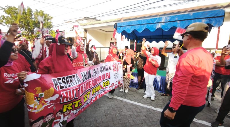Semarak Karnaval HUT ke-81 RI di Jala Griya, Wakil Bupati Mimik Idayana Ajak Warga Jaga Semangat Gotong Royong