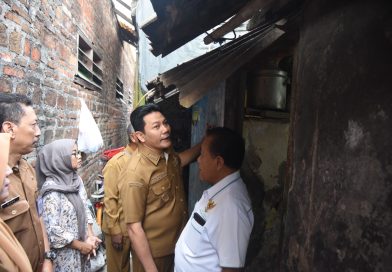 Bupati Sidak Tiga RTLH di Sedati, Perbaikan Dimulai September