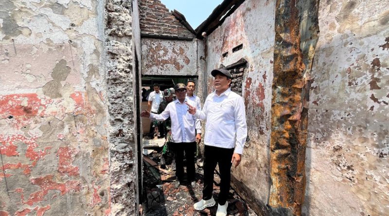 Kebakaran Dua Rumah di Sukodono, Pemkab Sidoarjo Targetkan Perbaikan Mulai Pekan Ini