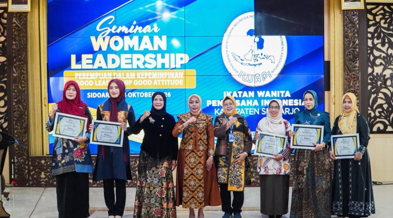 Sriatun Subandi Dorong Perempuan Sidoarjo Berdaya dan Berkarakter