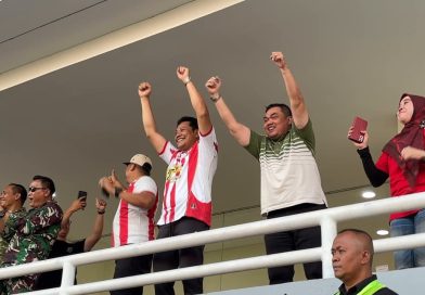 Bupati Subandi dan Ketua KONI Sidoarjo Nobar di GOR Delta, Salut Deltras Tahan Imbang Persis Solo