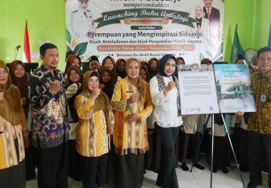 MTsN 4 Sidoarjo Luncurkan Antologi Perempuan yang Menginspirasi Sidoarjo, Rekam Kiprah Wabup Mimik Idayana