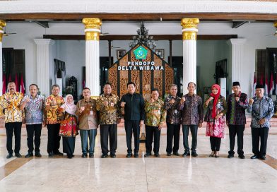 Bupati Subandi Tugasi Kades dan Lurah Kawal Terus Perkembangan Gerai KDKMP