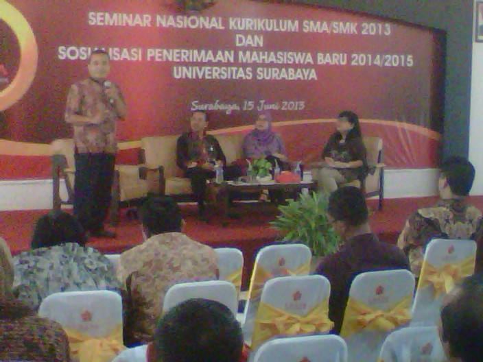 Kementrian pendidikan mensosialisasikan kurikulum 2013