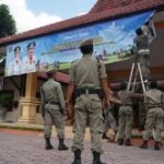 Baliho Pasangan Calon Gubernur Diturunkan