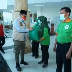 Ra Latif bantu Petugas Rumah Sakit