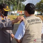 Kapolres Pamekasan Mengukuhkan Relawan Covid-19