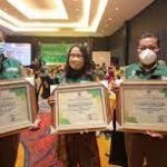Pemprov Jatim Beri Penghargaan Desa dan Kelurahan Berseri di Lamongan
