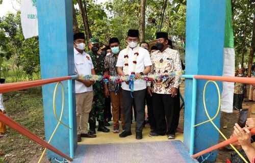 Ra Latif Bupati Bangkalan Resmikan Jembatan Maqbul