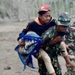 Bantu evakuasi korban letusan Gunung Semeru, TNI AU kerahkan puluhan pasukan khusus