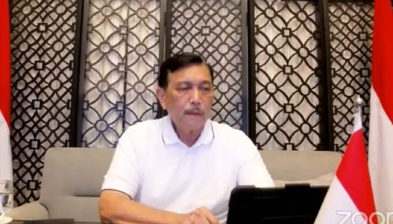 Luhut : PPKM Jawa-Bali diperpanjang meski kasus terjaga di level rendah