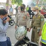 Jelang Tahun Baru Aparat gabungan di Pamekasan gencarkan operasi disiplin prokes