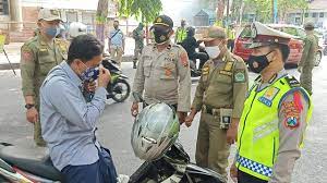 Jelang Tahun Baru Aparat gabungan di Pamekasan gencarkan operasi disiplin prokes