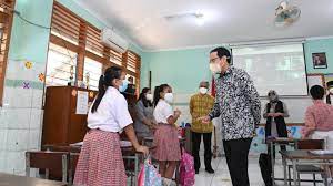 Kemendikbudristek Siapkan 3 pilihan Kurikulum di awal 2022