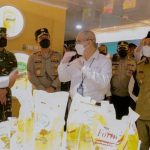 Gubernur Jatim Khofifah Cek Produksi Minyak Goreng di Gresik
