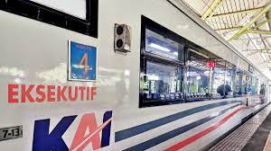 KAI Daerah operasi Jember diskon tiket 60 persen untuk dua kereta jarak jauh