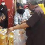 Atasi kelangkaan minyak goreng, Pemkab Pamekasan gelar pasar murah