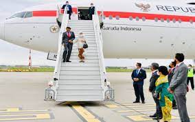 Presiden Jokowi dan ibu negara tiba di Washington D.C., AS