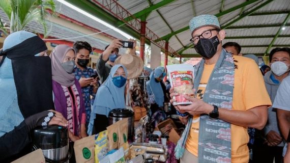 Punya cara, Sandiaga Dorong UMKM Ekonomi Kreatif Mendunia