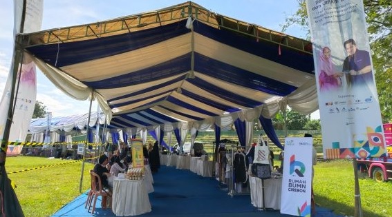 Pertamina Bersama Pasar Rakyat Dan Umkm Bumn Gelar Paket Sembako Murah Di Cirebon