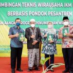 Pengadaan Program Pemerintah Kepada Santripreneur Guna Mendorong Perekonomian Nasional