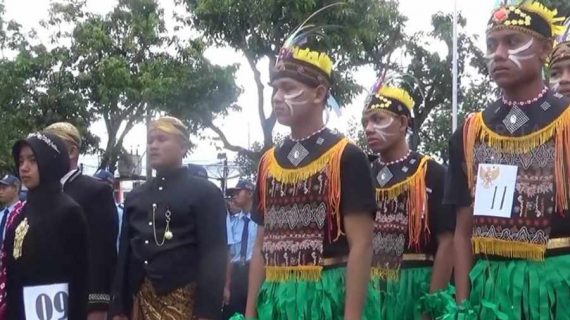 Memperingati Hari Lahir Pancasila, Pelajar Di Ponorogo Mengenakan Pakaian Adat