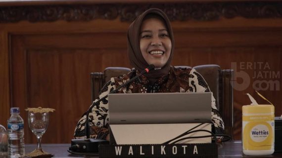 Ika Puspitasari Wali Kota Mojokerto  Menjadi Narasumber di Forum Nasional.