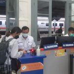Belum vaksin booster, Naik kereta jarak jauh wajib skrining covid-19