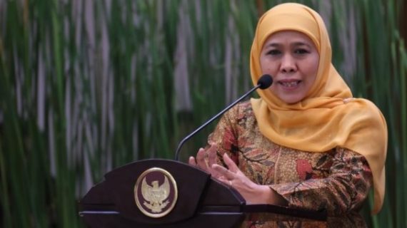 Pajak kendaraan mikrolet dan ojek daring dibebaskan Khofifah