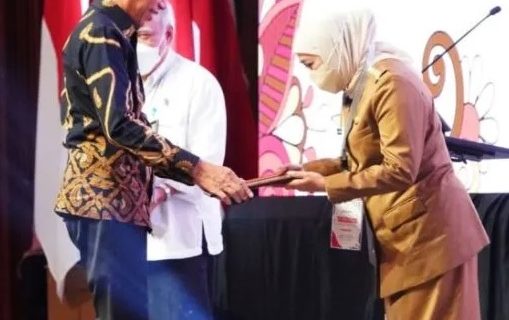 Komitmen Gubernur  Memberantas Kemiskinan Ekstrem Di Jatim