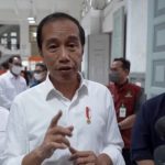 Sesuai SOP, Perwira polri  tidak diijinkan bawa hp dan ajudan saat hadap Presiden